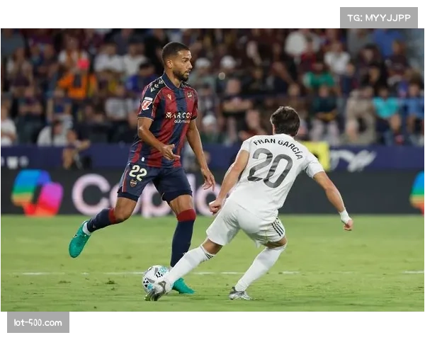 皇马中场拦截数据西甲前三巴尔韦德覆盖成体系关键